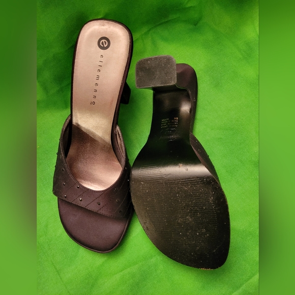 ELLEMENNO Black high heel shoe size 8 - Picture 3 of 3